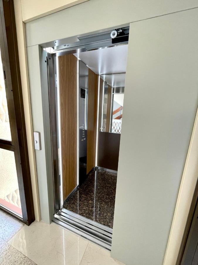 Gatu Casa Muse Junto A La Playa, Vista Al Mar, Aire Acc, Terraza, Wifi Y Chimenea " Preferente Mayores De 25 Anos Y Familias " El Puerto de Santa María Eksteriør bilde